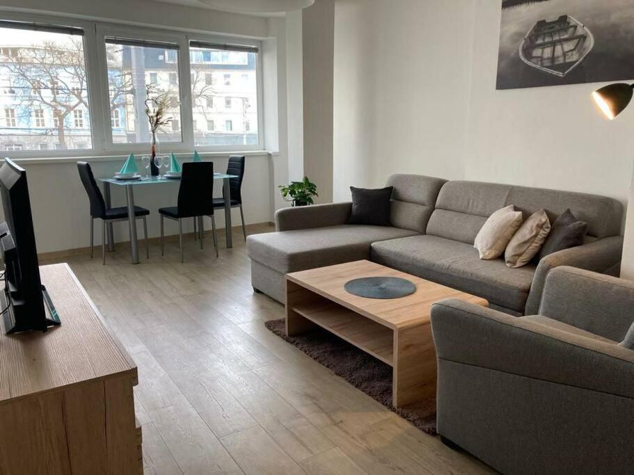 Krasny Byt S Vyhladmi V Historickom Centre Bratislava Exteriör bild